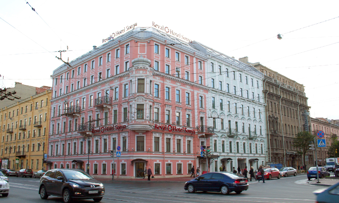 Гостиница Radisson Sonya Hotel 4*, сеть отелей 4-5* Radisson по адресу: г. Санкт-Петербург, Литейный пр., д. 5-7 (9 700м2)